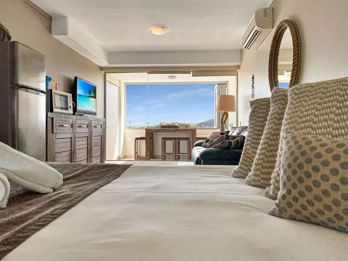 Kapselhotell Blue On Blue Studio Room 1272 Nelly Bay